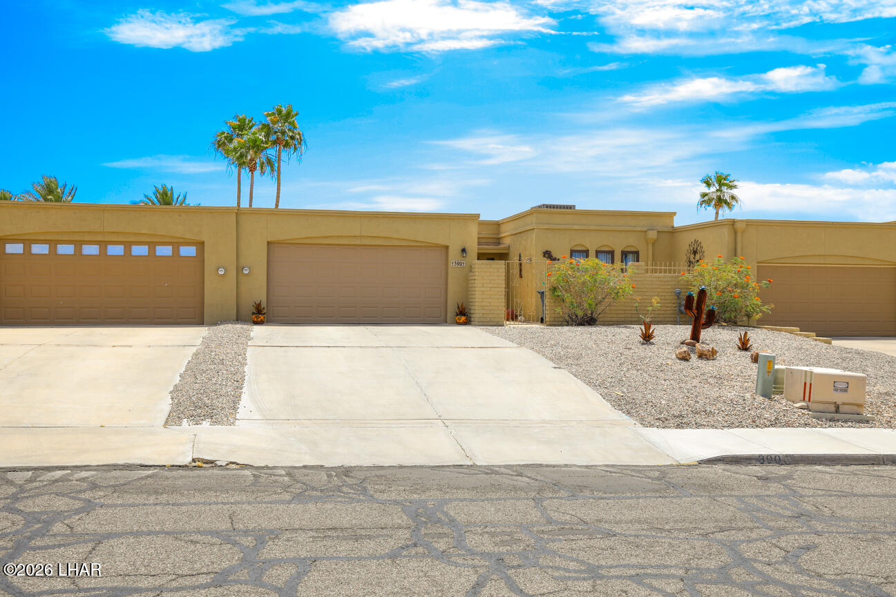 390 Jones Dr — photo