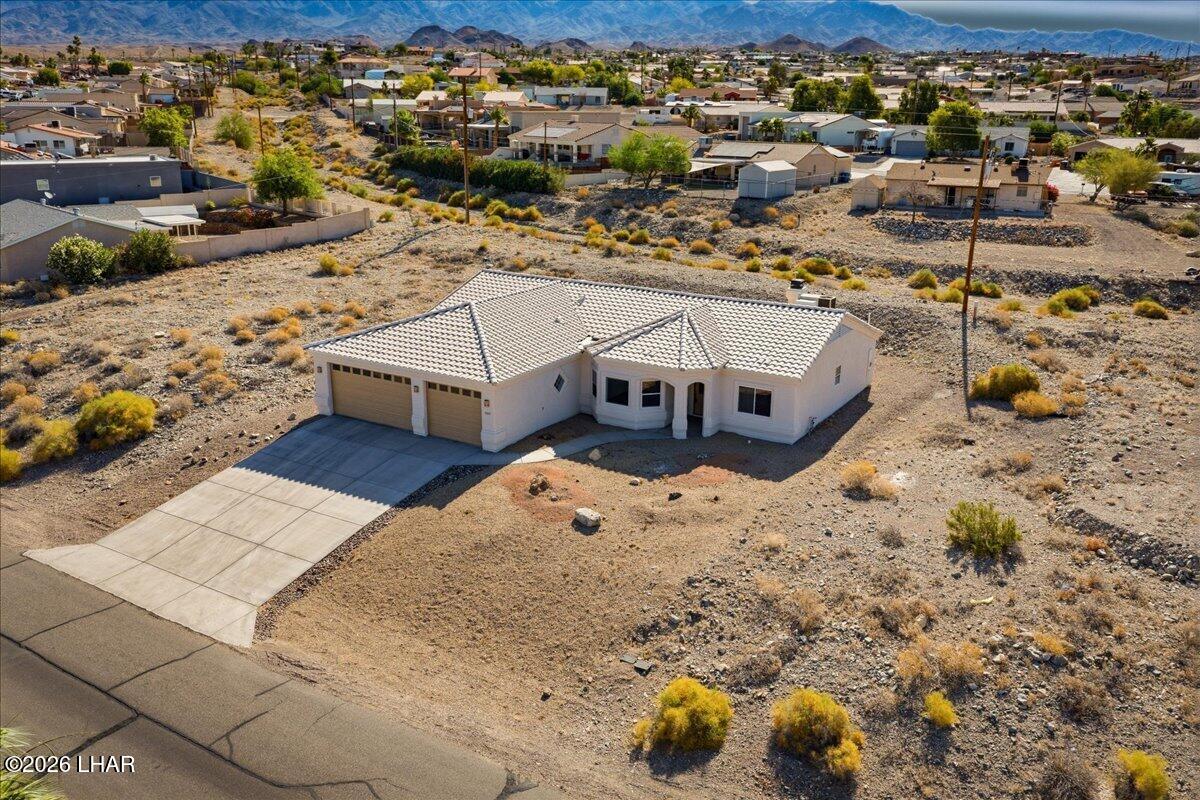 3244 Sheik Dr — photo