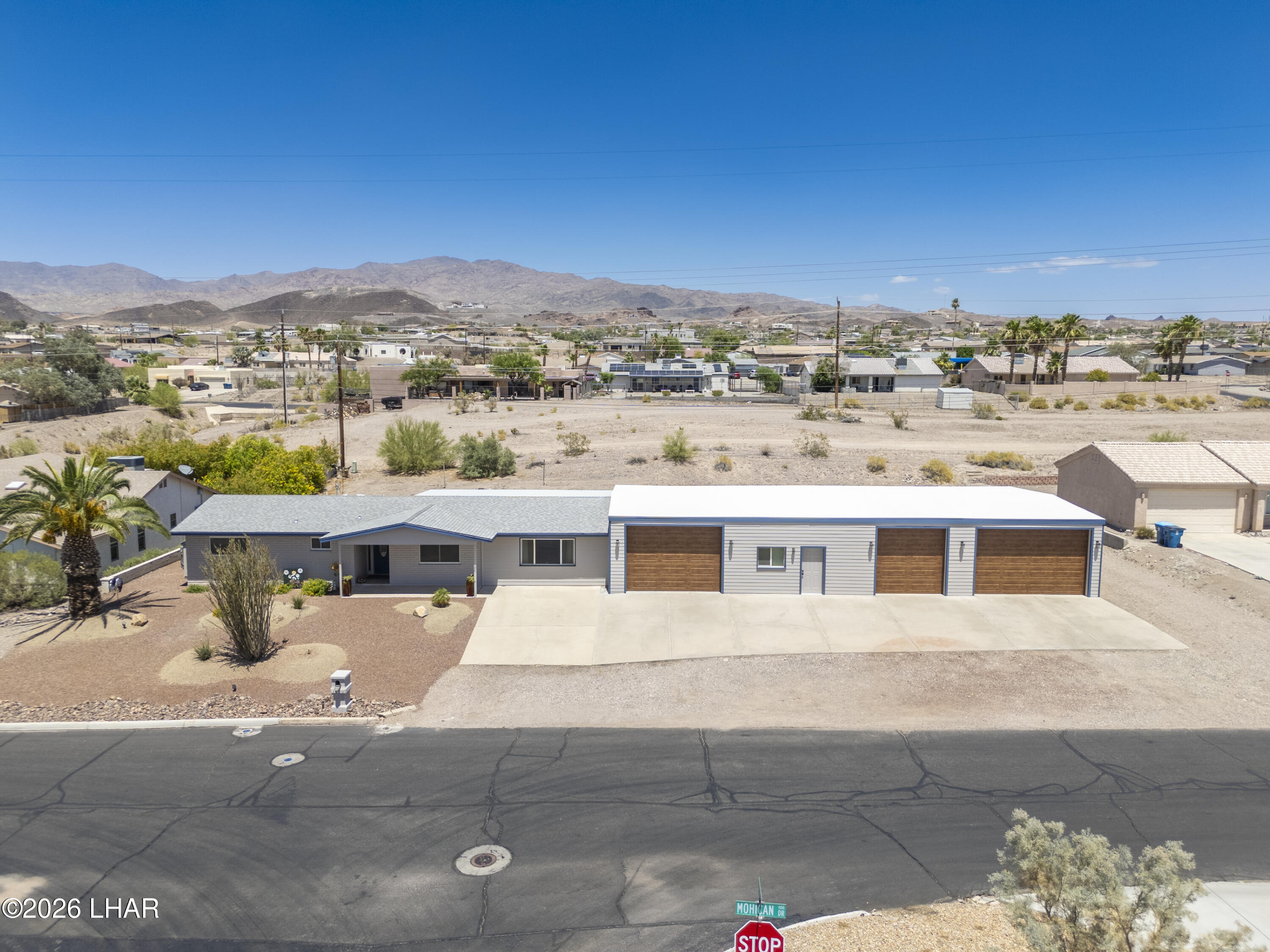 1120 Mohican Dr — photo