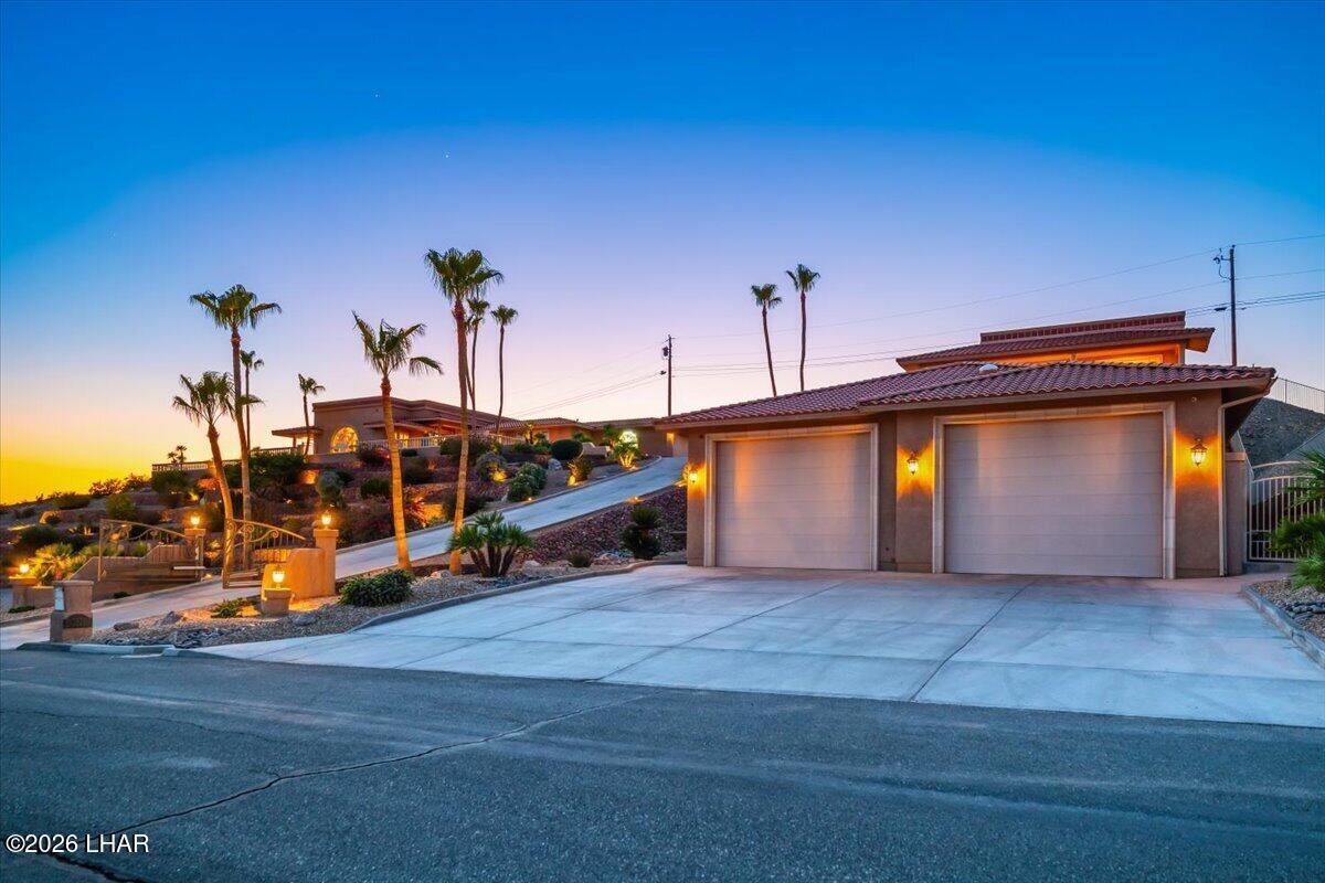 3521 Overland Dr — photo