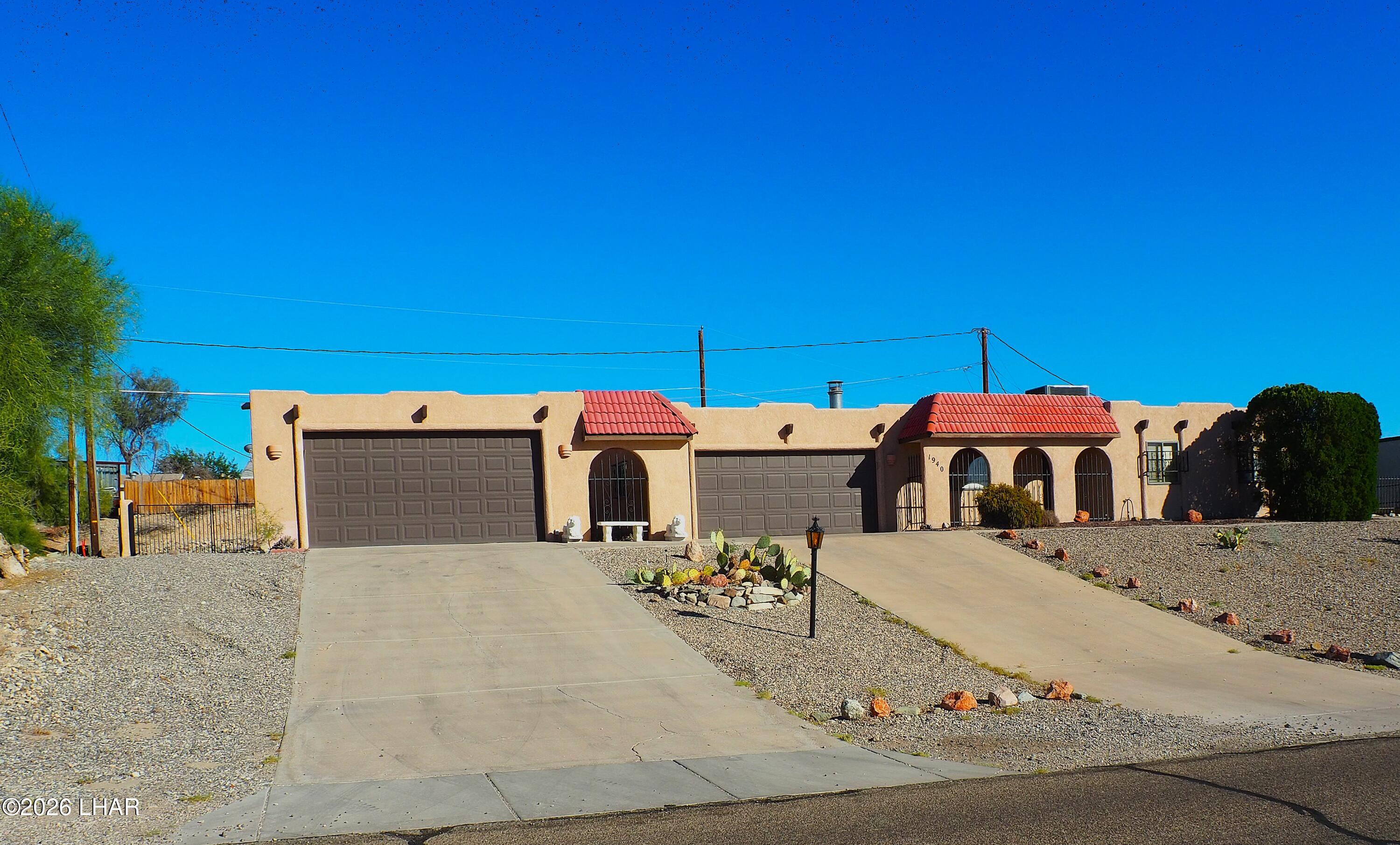 1940 Papago Dr — photo