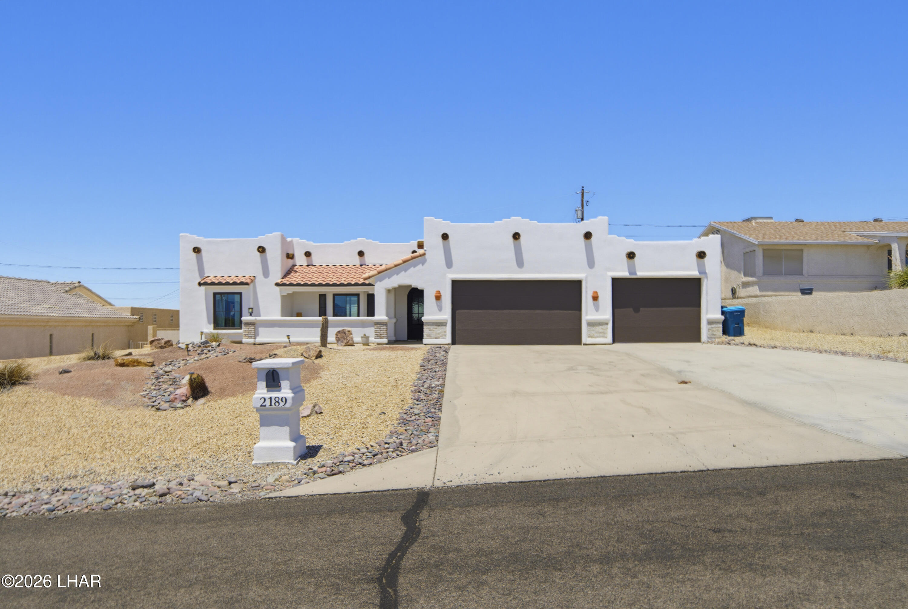 2189 Runabout Dr — photo