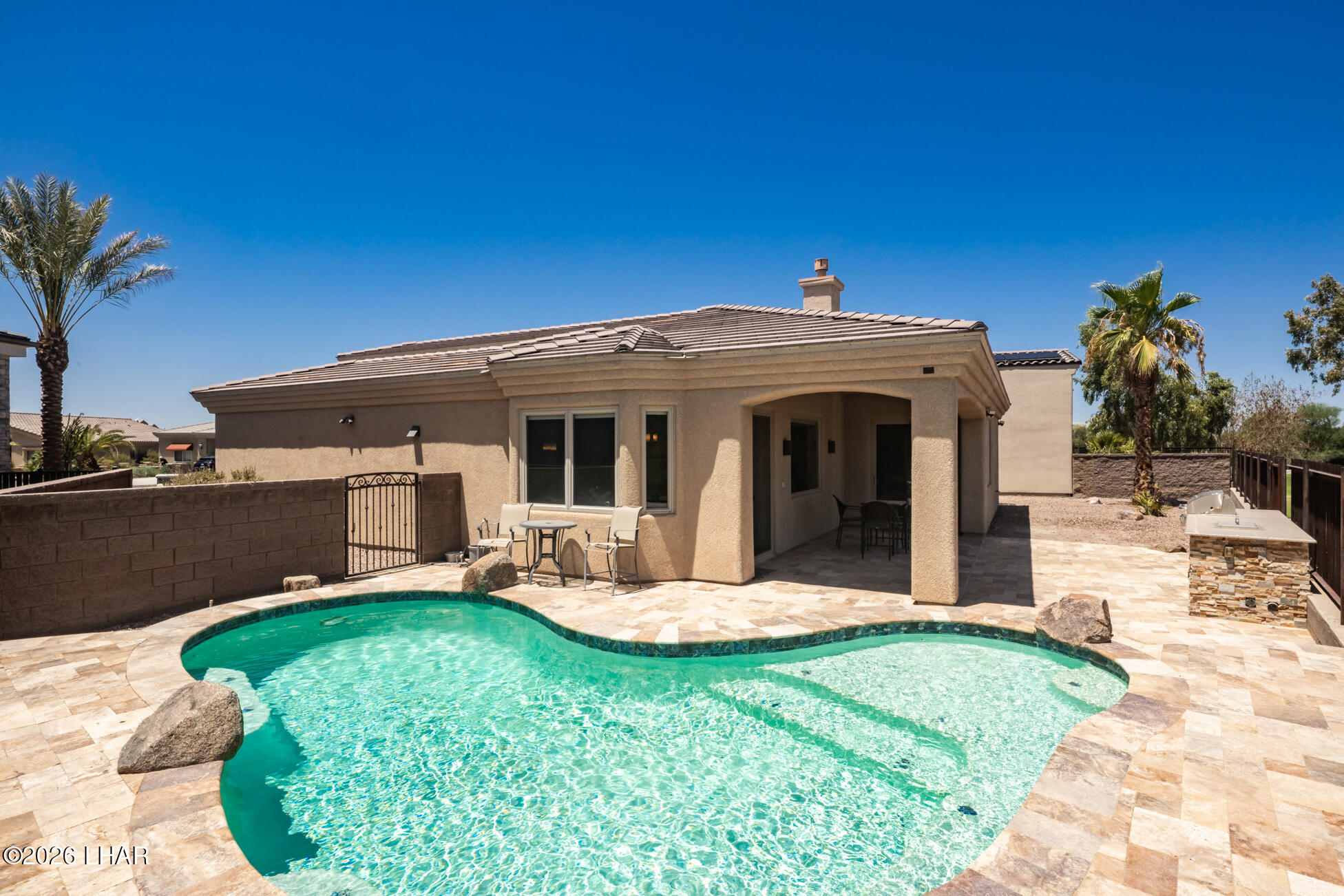 677 Grand Island Cir — photo