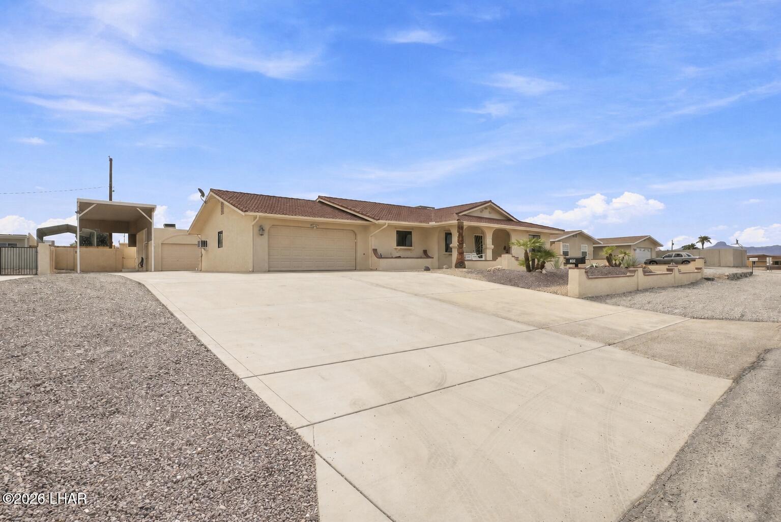 212 Coral Dr — photo
