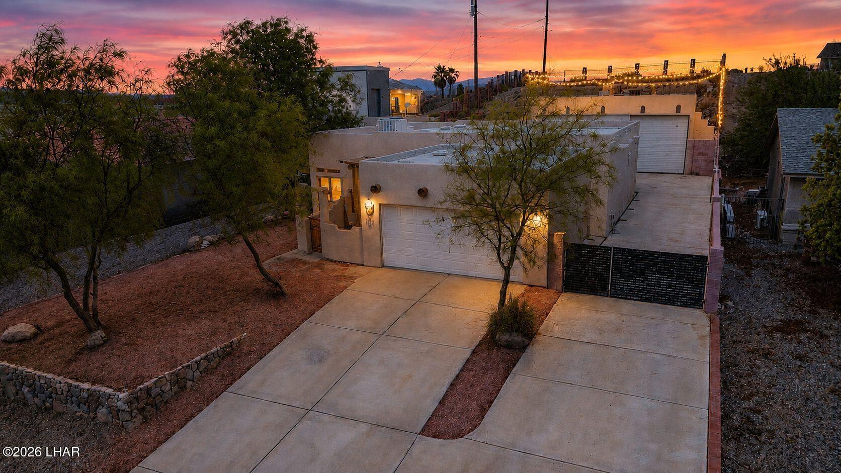 3681 Oro Grande Blvd — photo