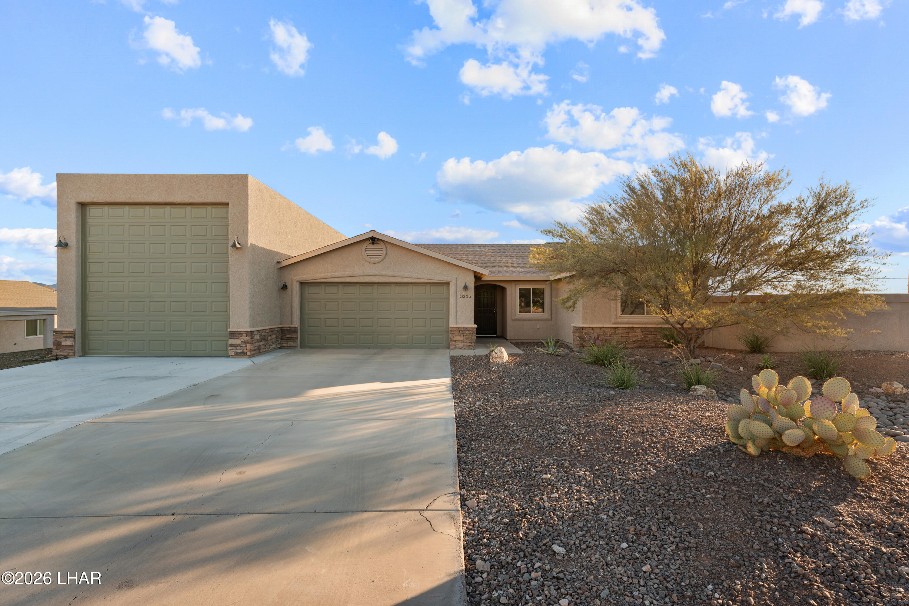3235 Poppy Trail Pl — photo