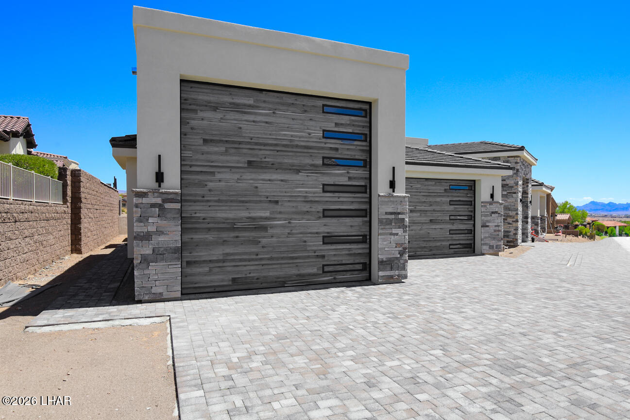 3538 N Winifred Way — photo