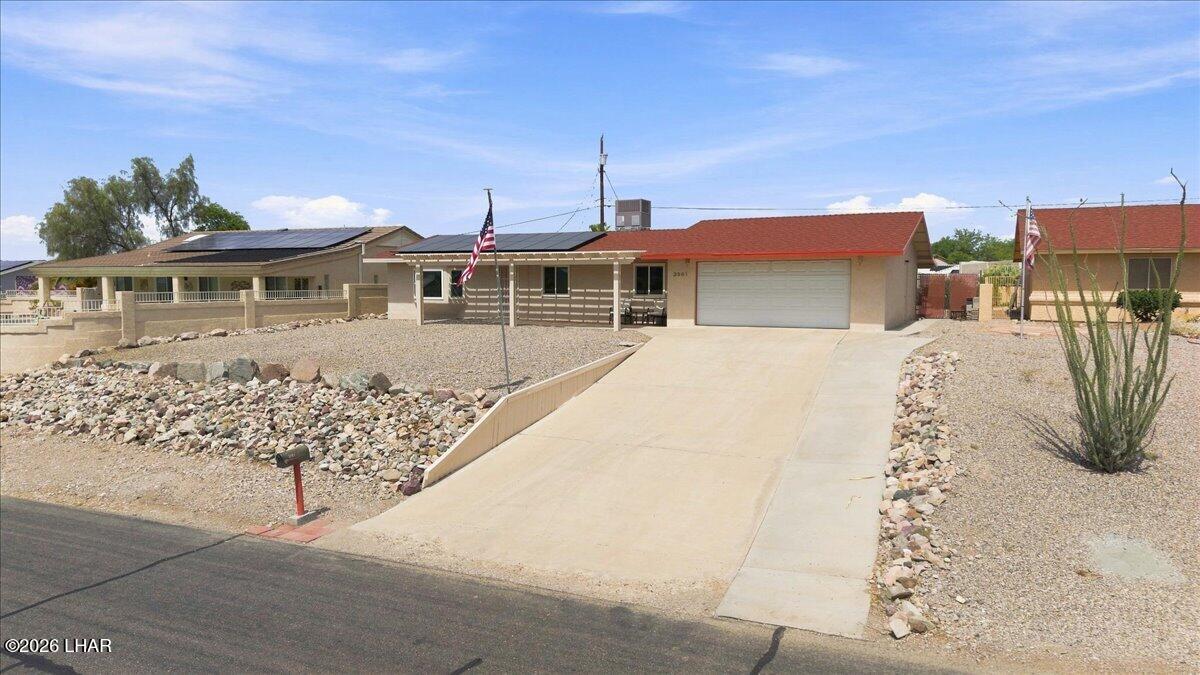 3961 Breakwater Dr — photo