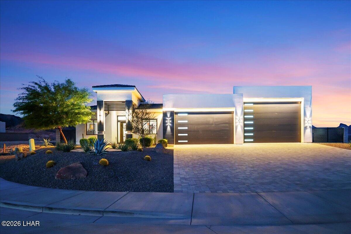 2574 Flat Irons Ln — photo