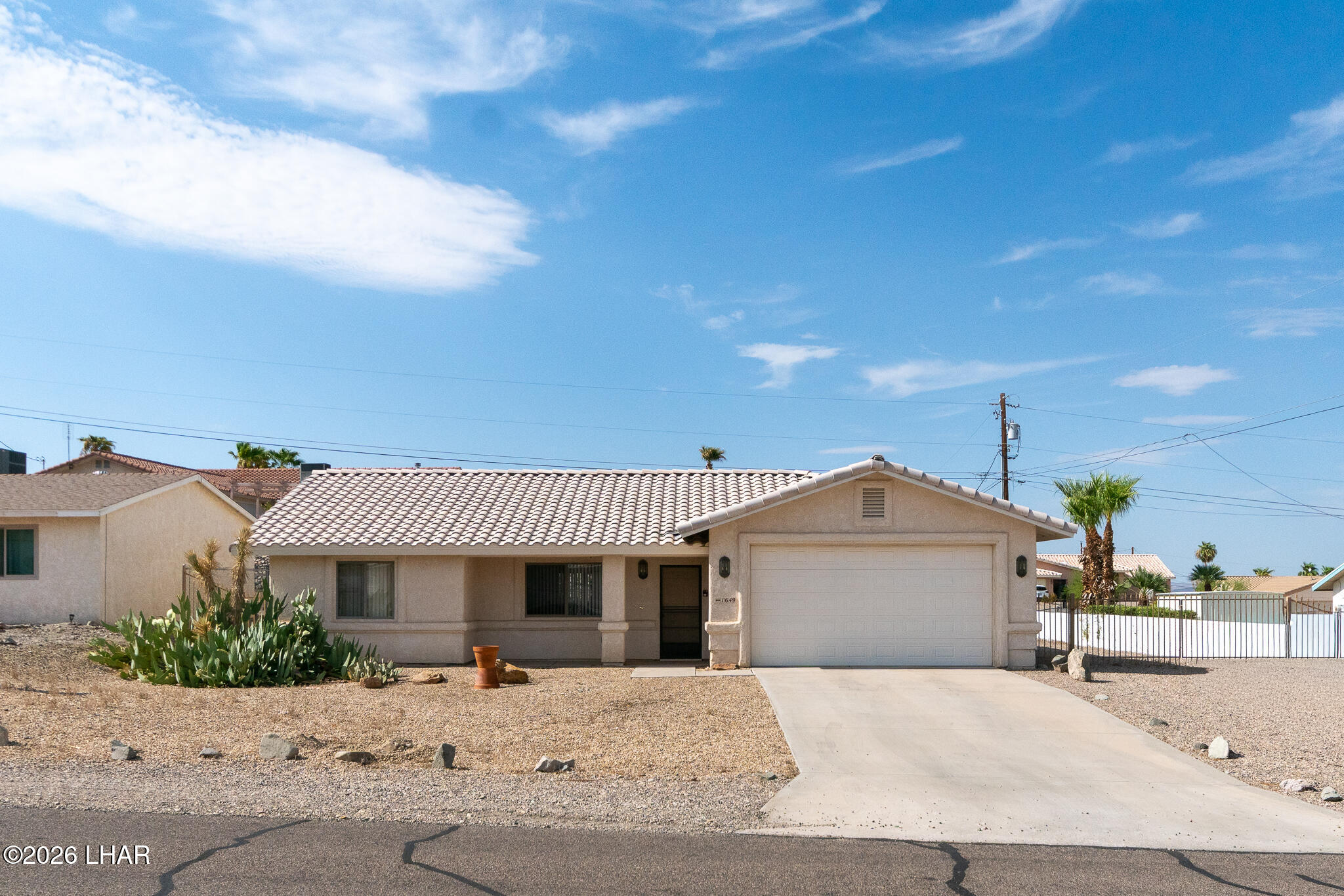 1649 Avalon Ave — photo