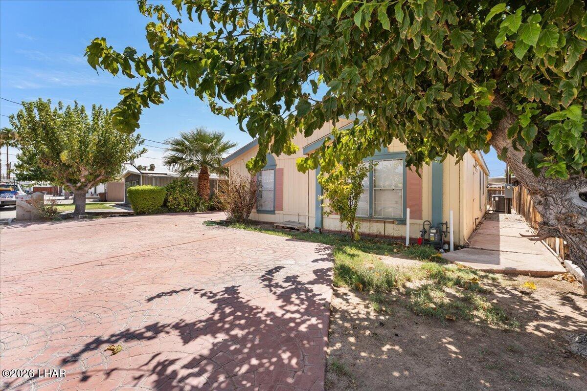 433 E Riverfront Dr, Parker, AZ 85344 — photo 3