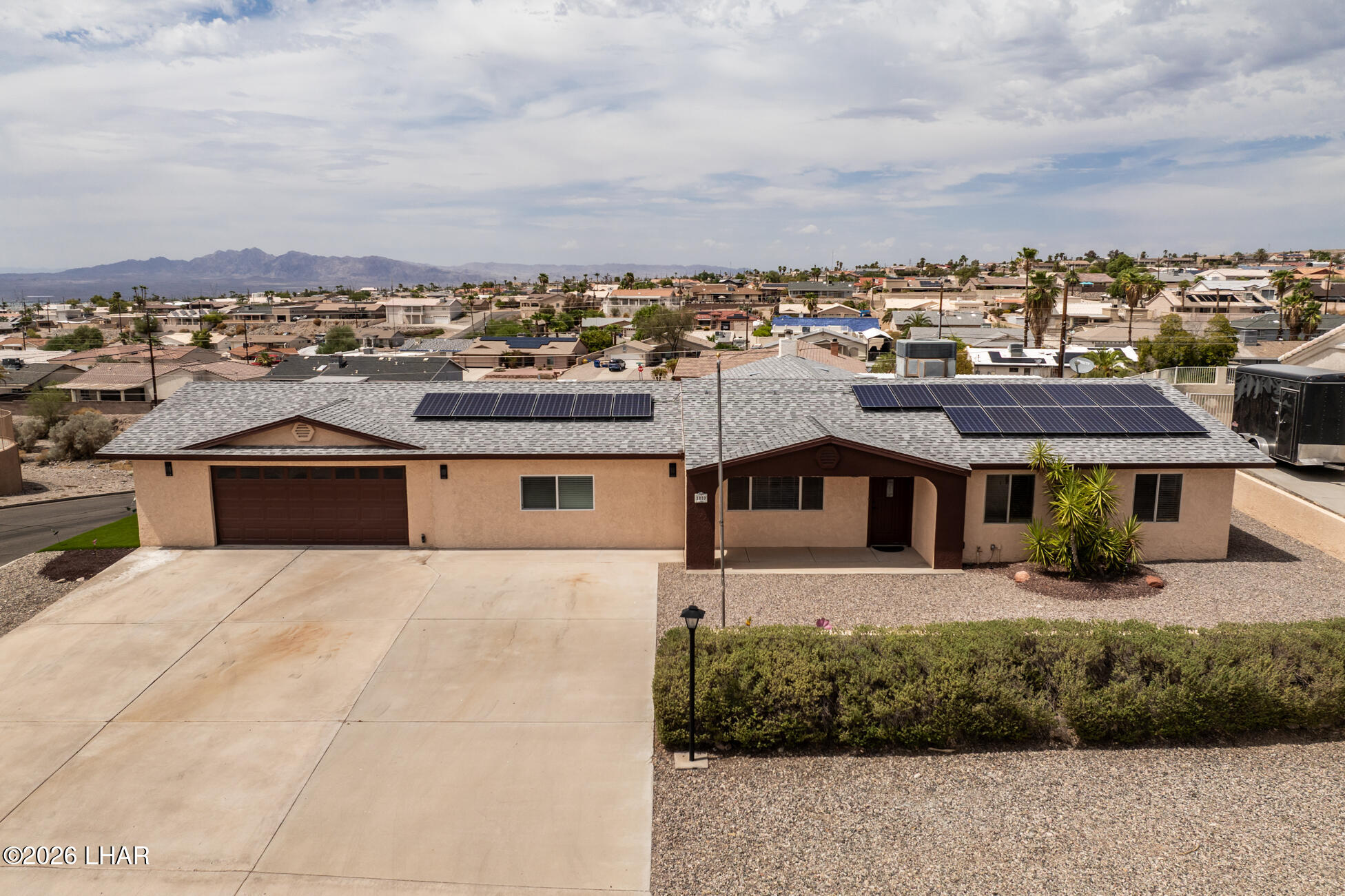 3839 Bluegrass Dr — photo