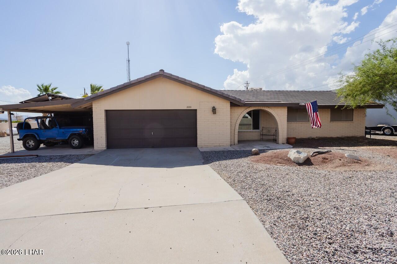 2220 Ajo Dr — photo