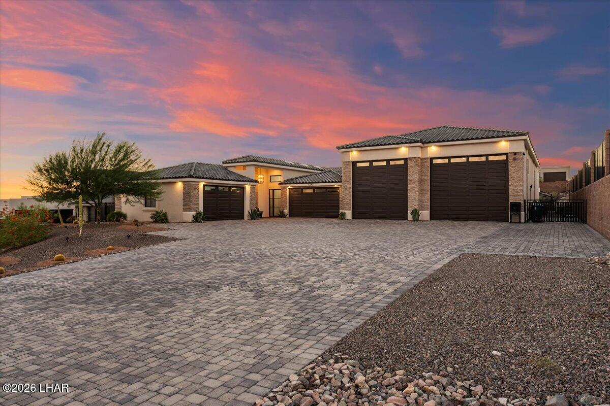 6282 Avienda De Las Colinas — photo