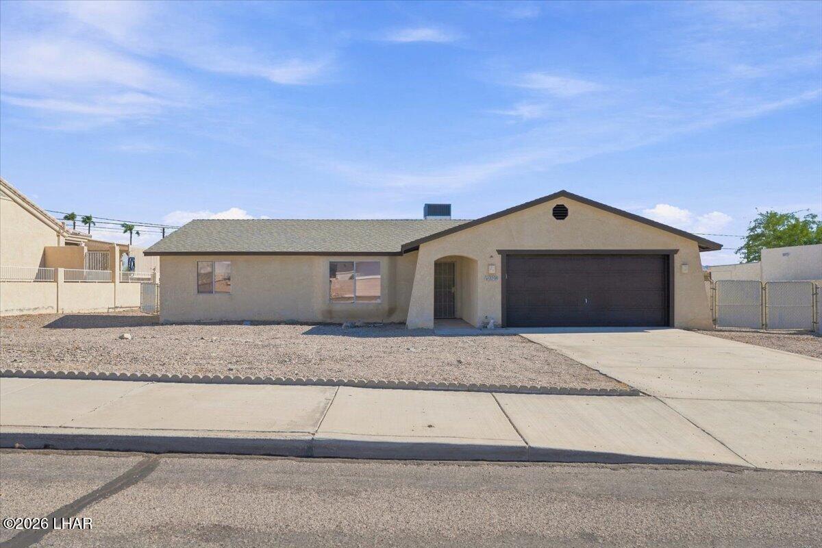 2708 S Kiowa Blvd S — photo