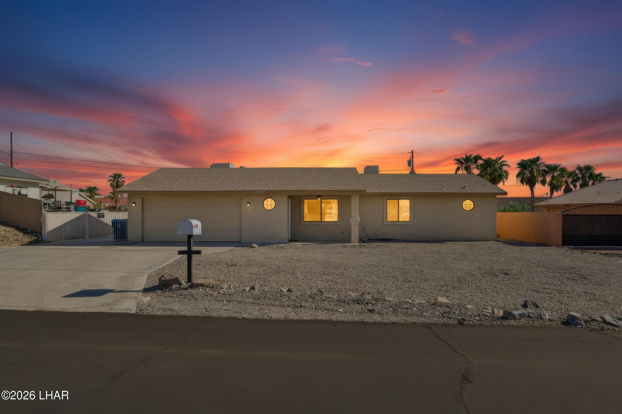 3924 Brookside Dr — photo