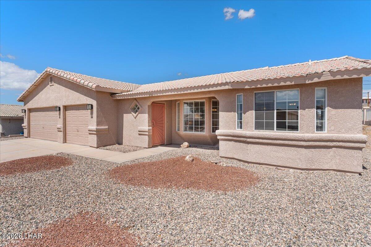 3703 Bluegrass Dr — photo
