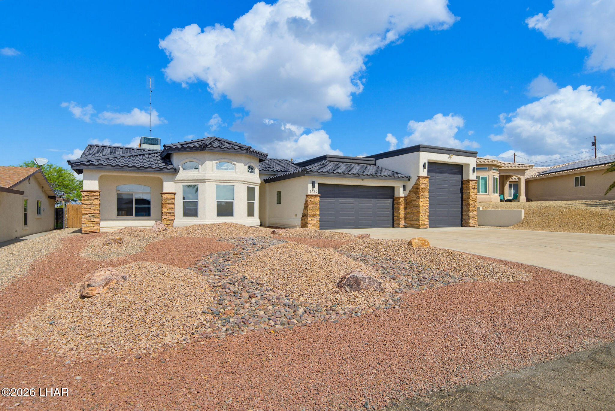 3239 Thistle Dr — photo