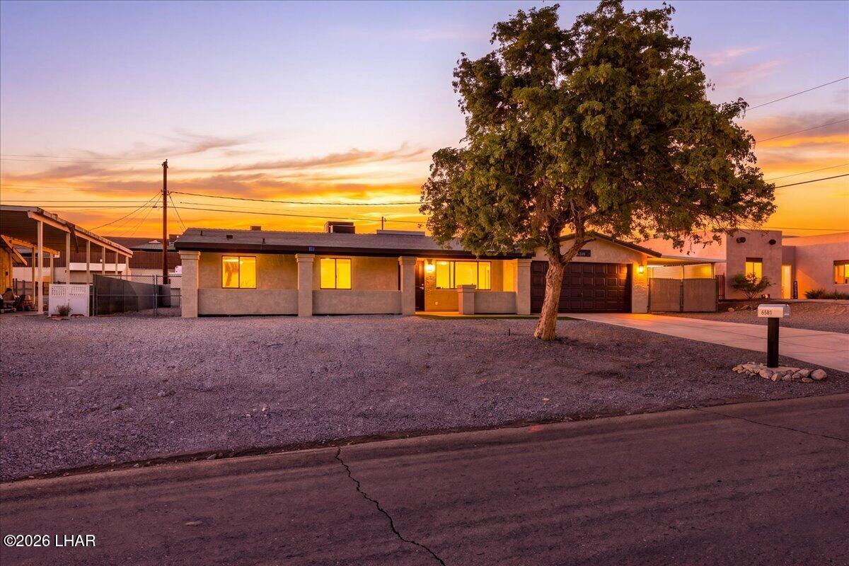 3891 Sweetgrass Dr — photo