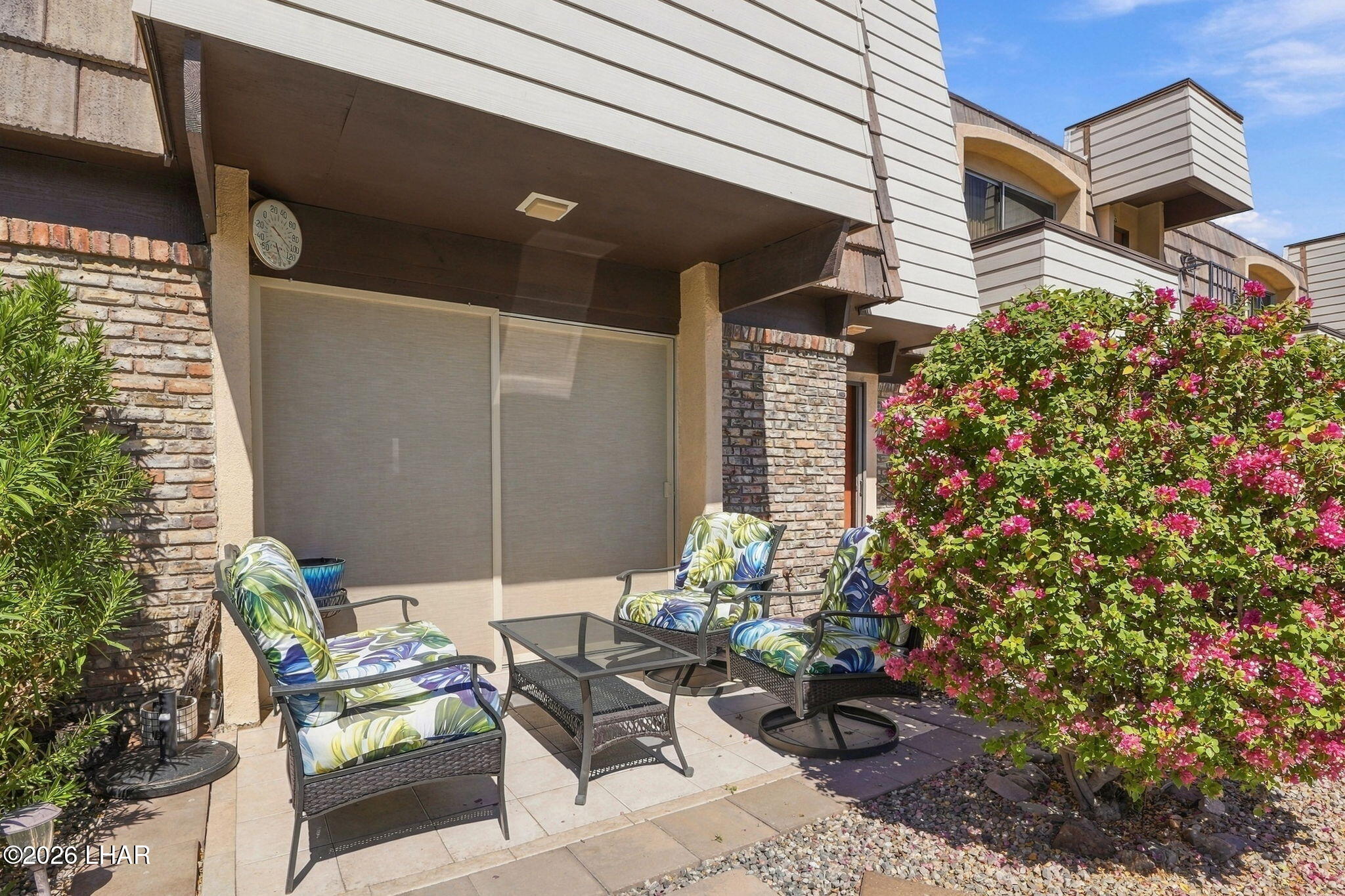 Home in Lake Havasu City, AZ 86403 — photo 2