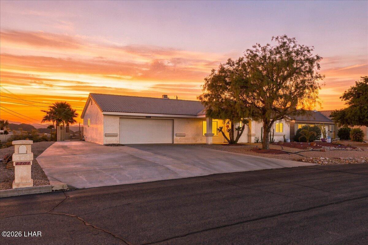 1701 Mohican Dr — photo