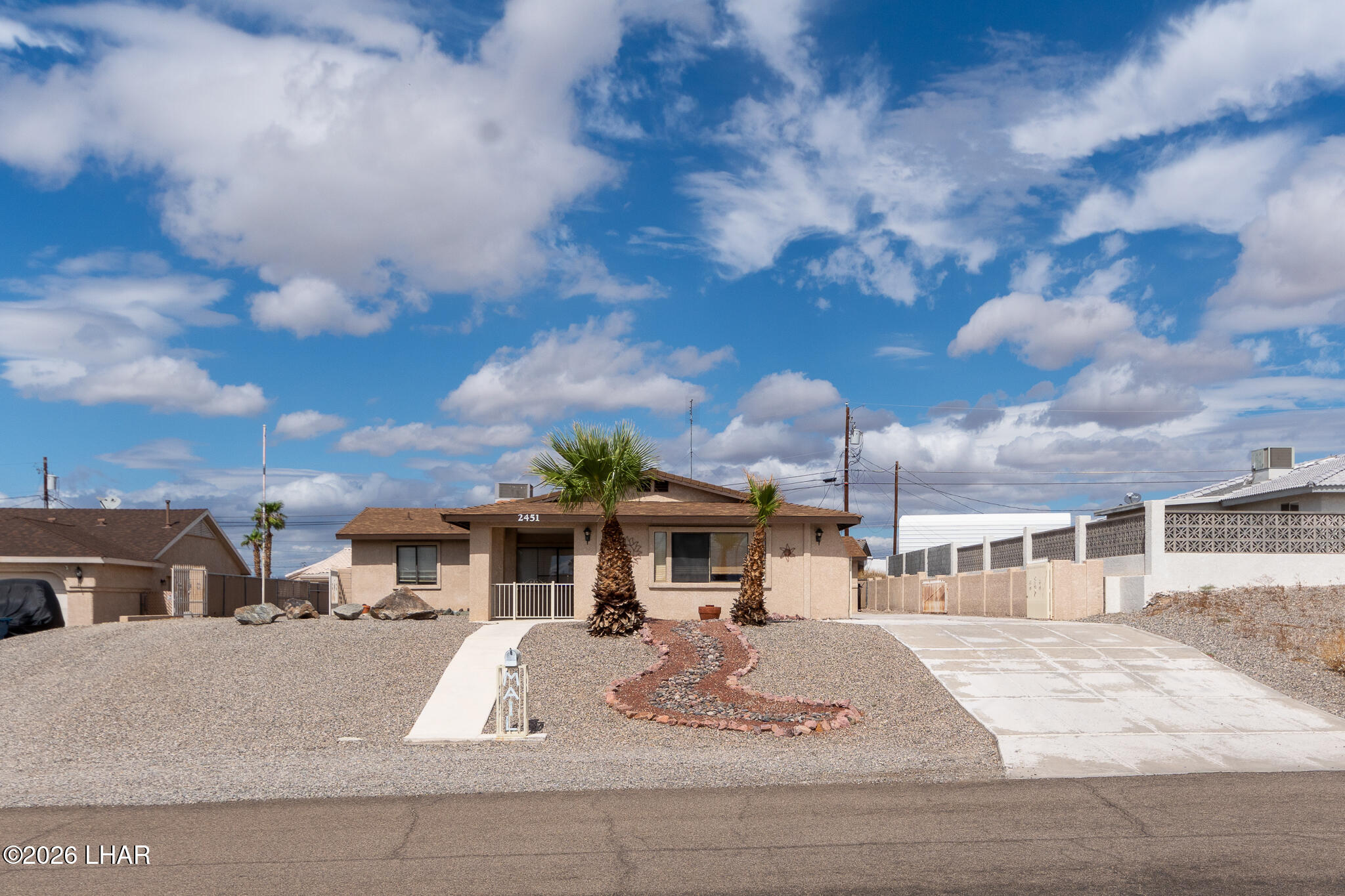 2451 Seabring Dr — photo