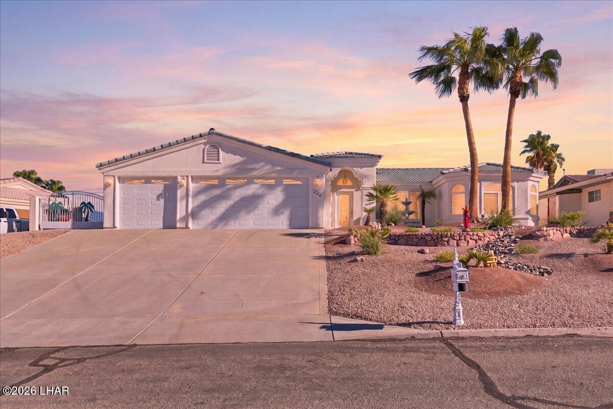 3210 Douglas Dr — photo
