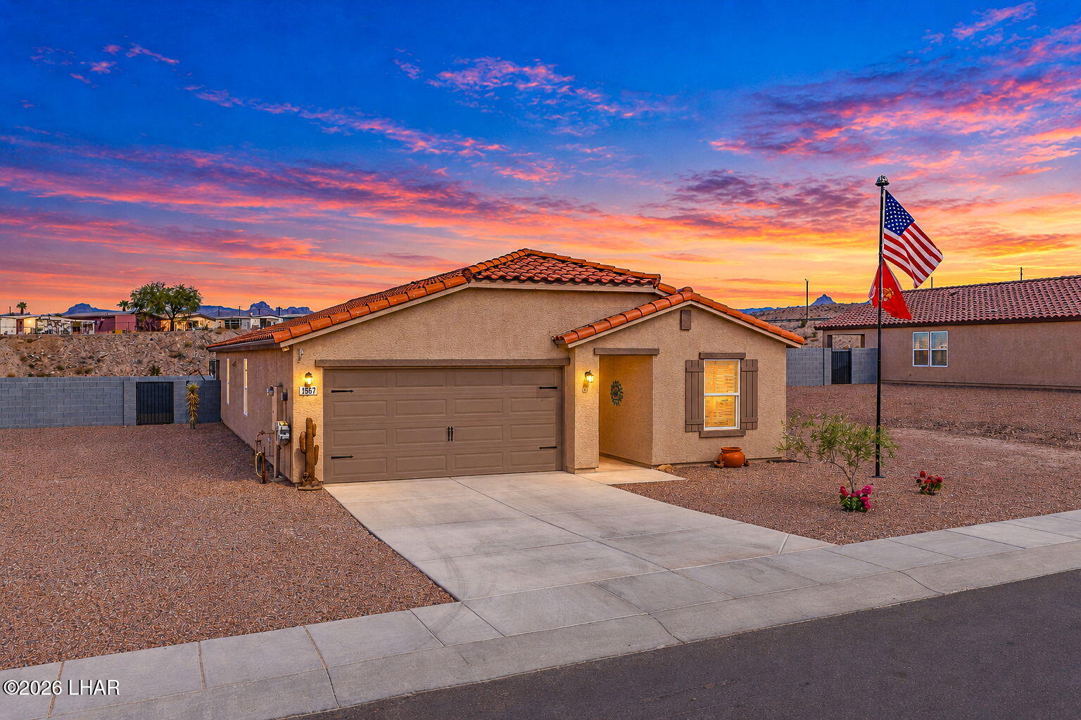 2567 Aaron Pl — photo