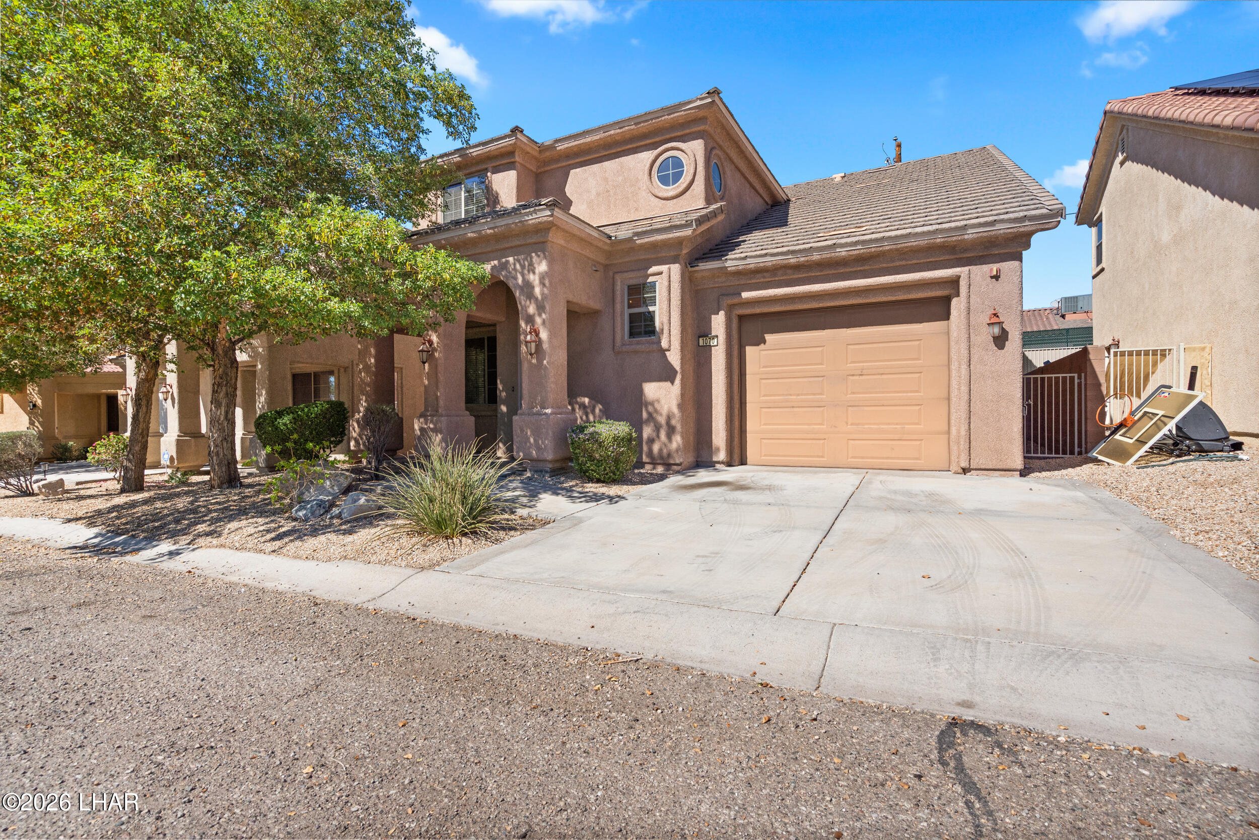1070 Richey Cir — photo