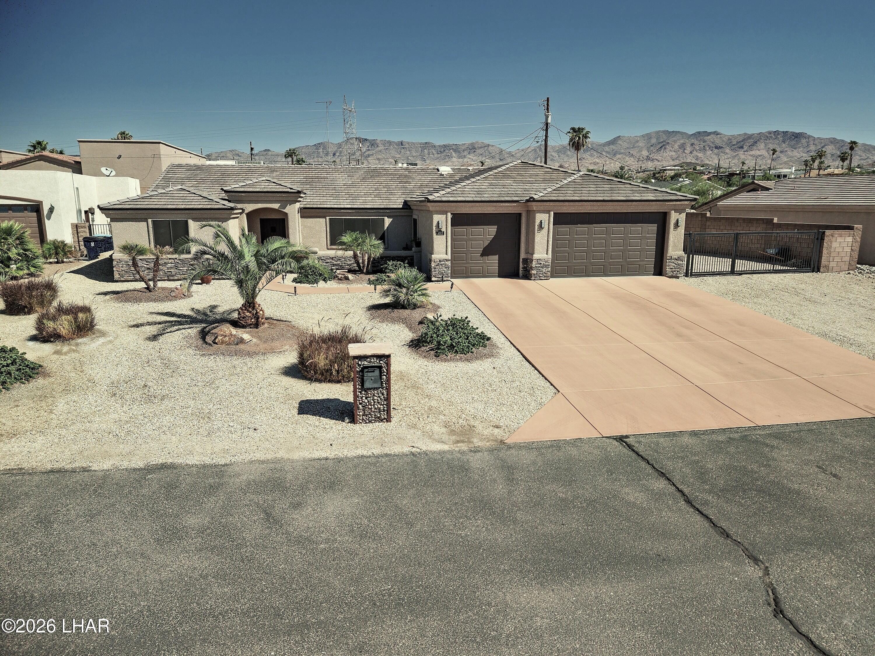 3317 Knight Ln — photo