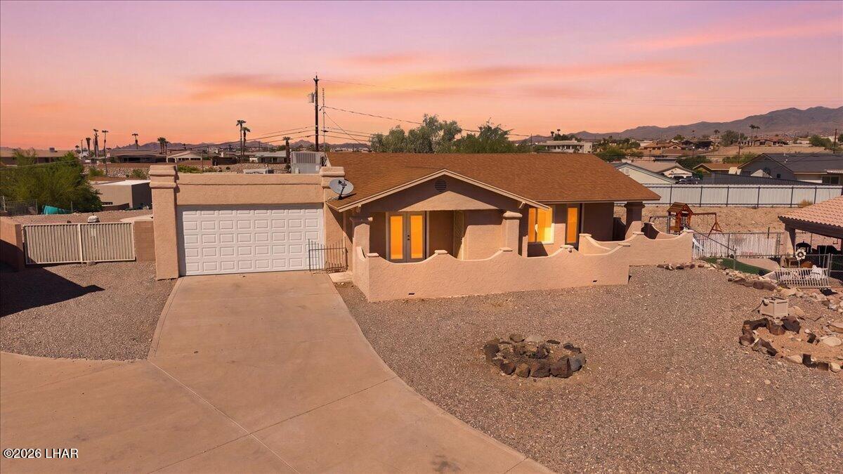 1745 Quartz Ln — photo