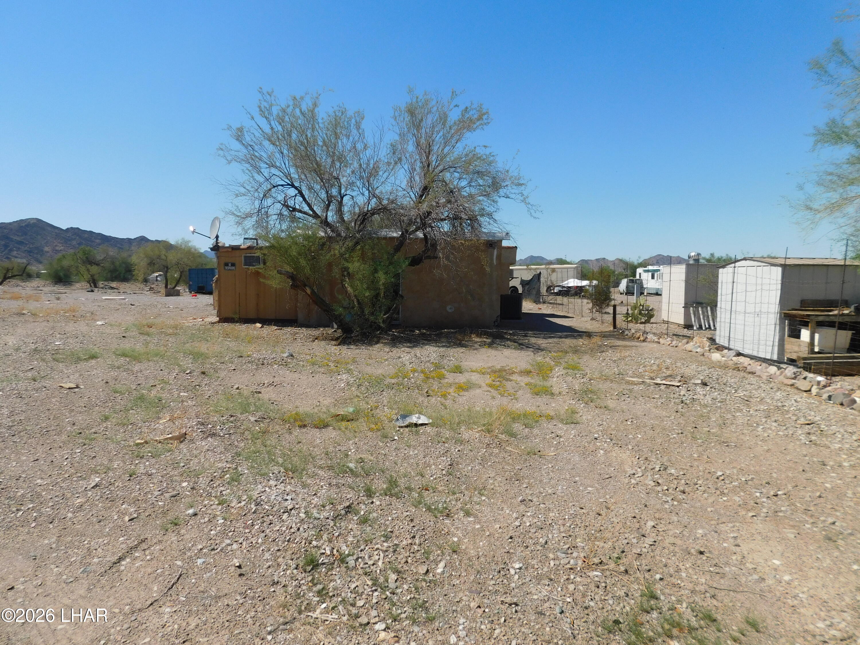 Home in Quartzsite, AZ 85346 — photo 2