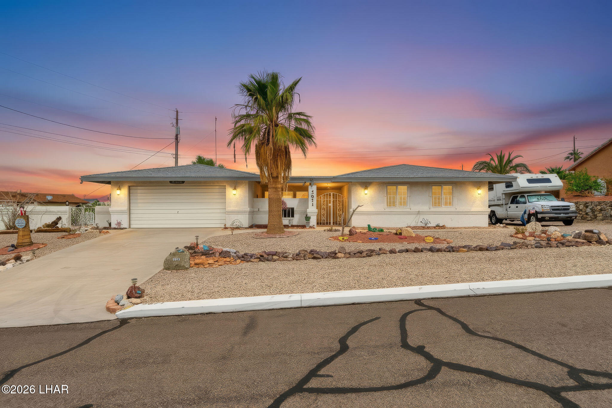 2671 Inverness Dr — photo