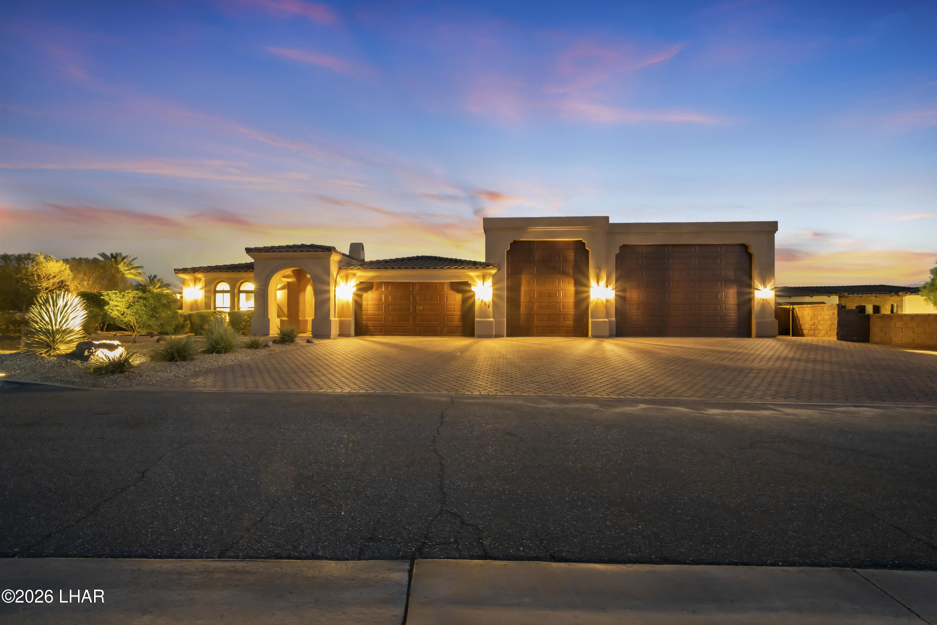 6862 Avienda De Los Foothills — photo