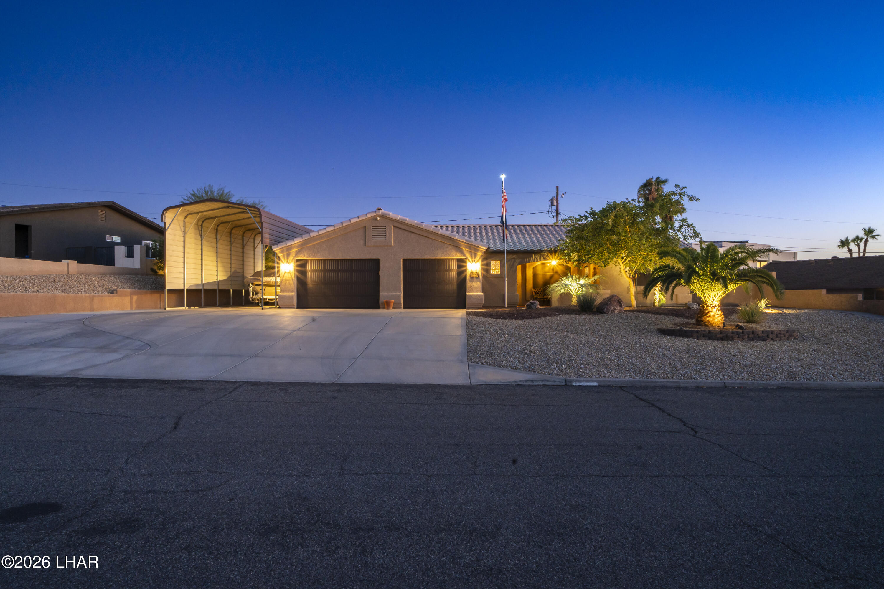 2830 Pony Dr — photo
