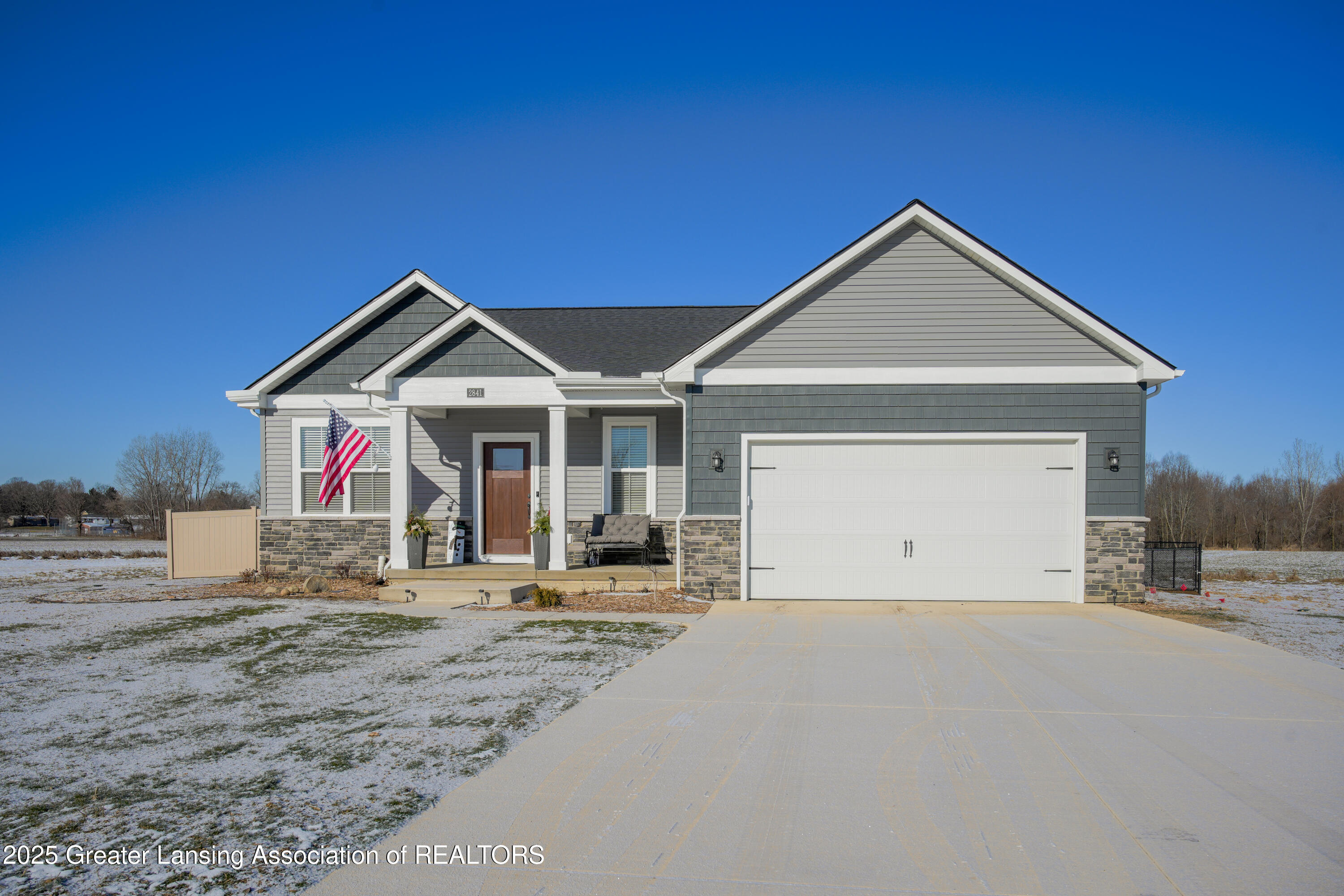 2860 Black Oak Street — photo