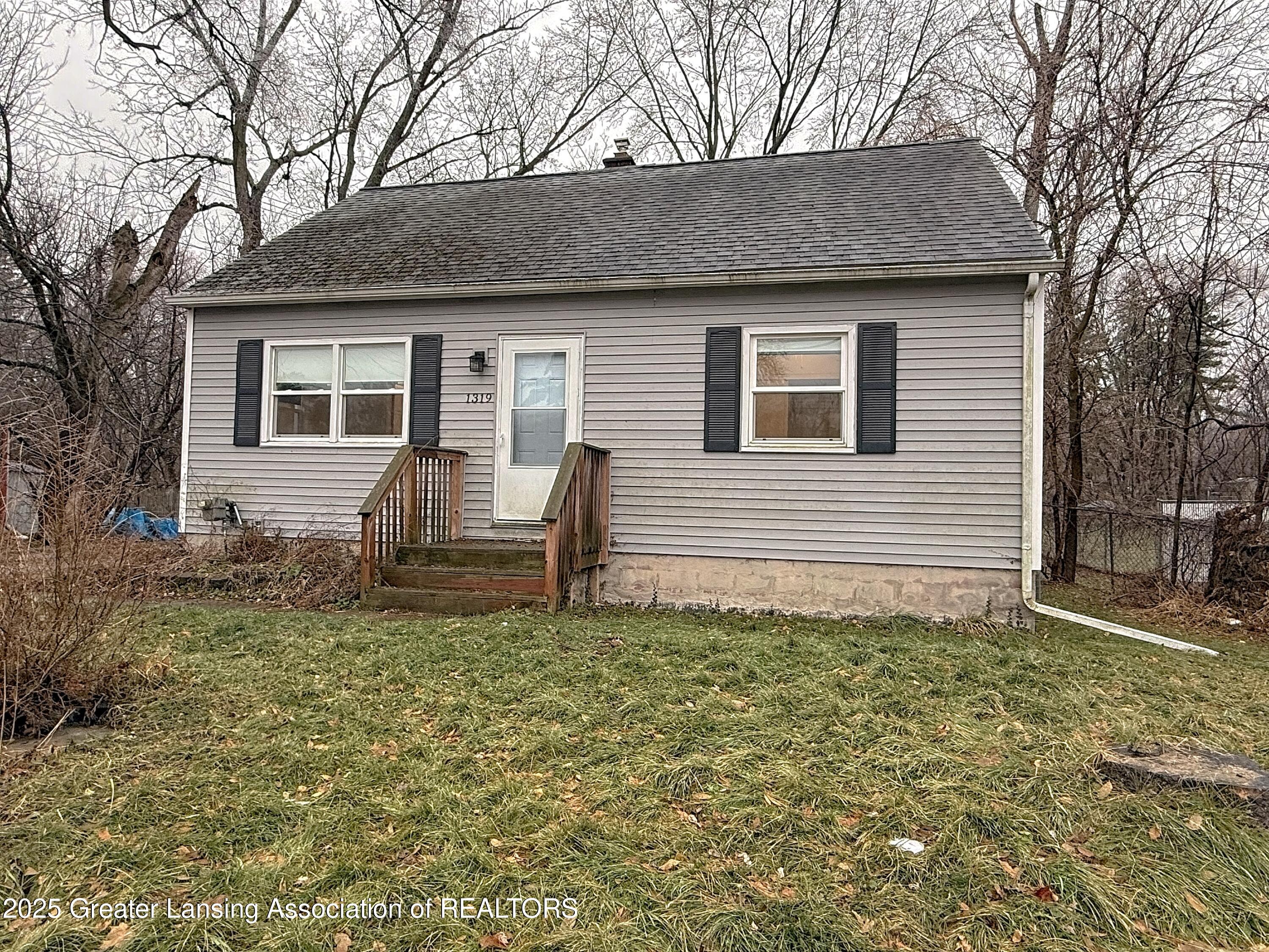 1319 Hillcrest Street — photo