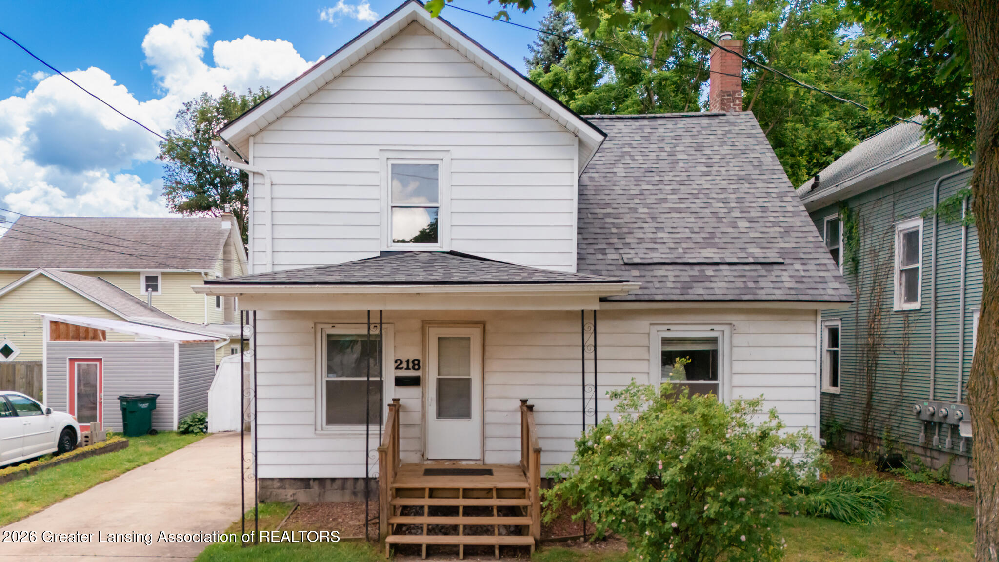 218 E Elm Street — photo