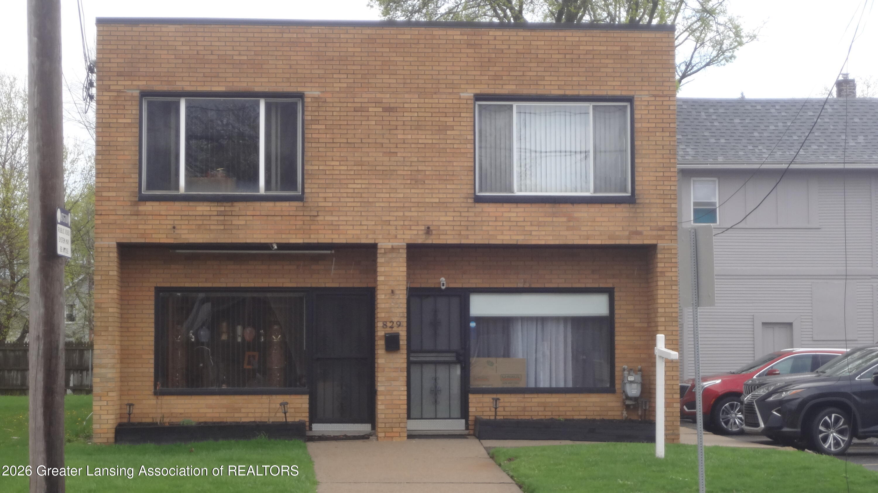 827 W Saginaw Street — photo