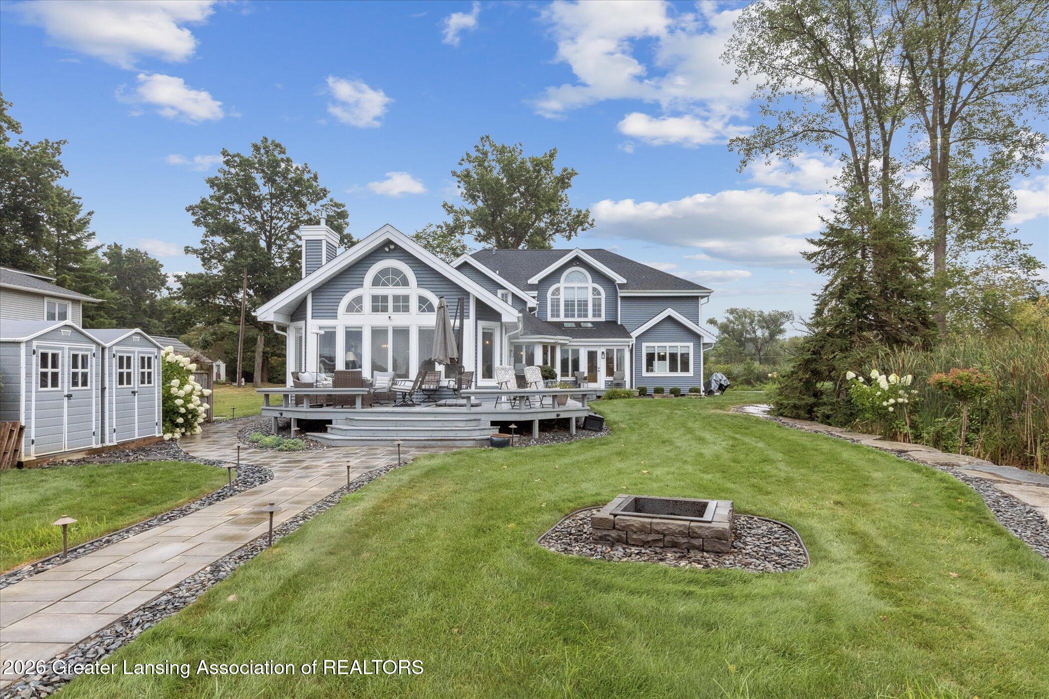 5837 Carlton Street — photo