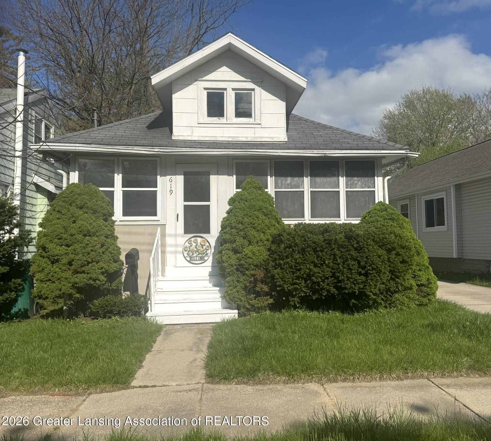 619 Lathrop Street — photo