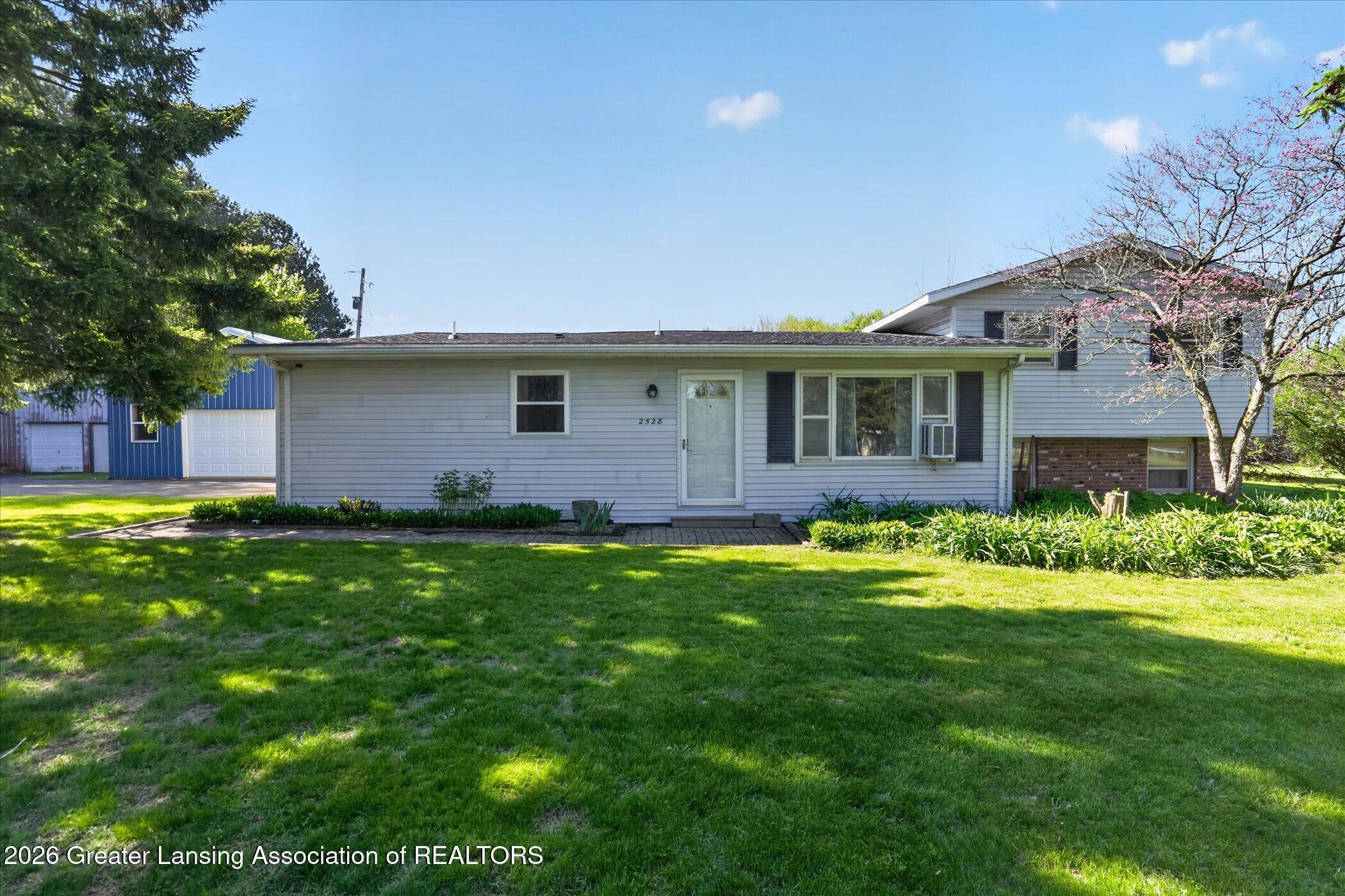 2528 E Nye Highway — photo