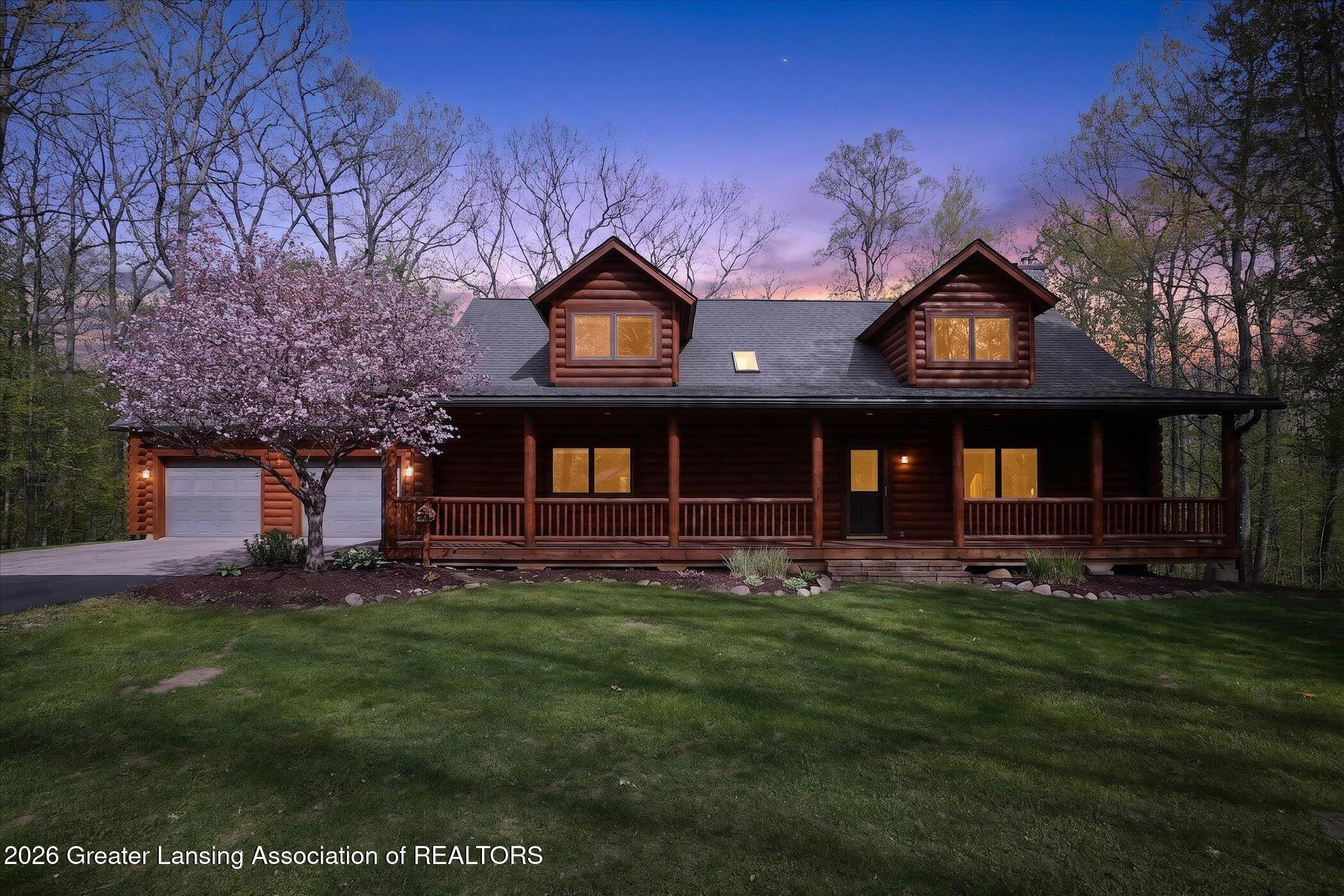 10117 Hawthorne Lane — photo