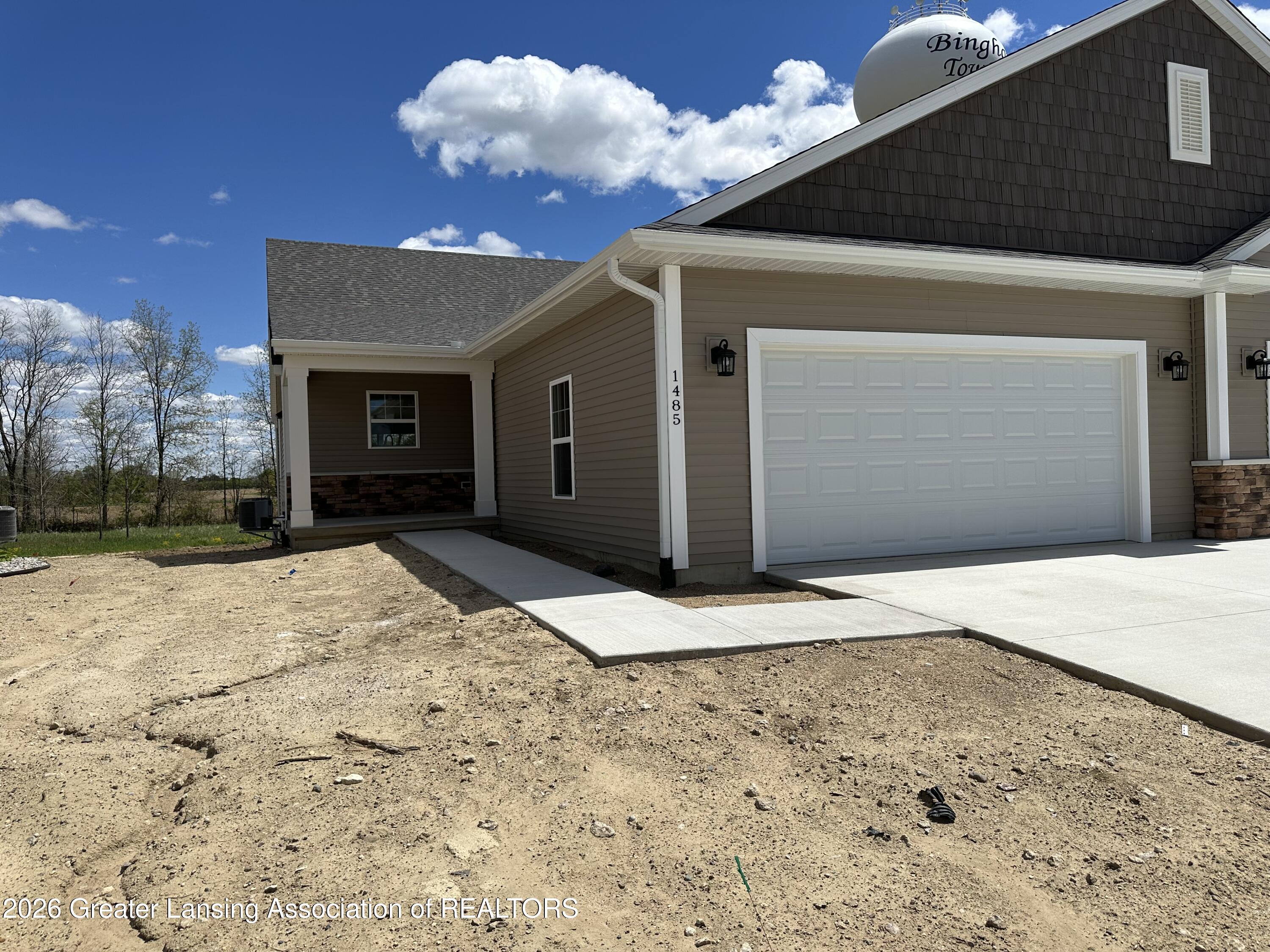 1485 Superior Drive 19 — photo