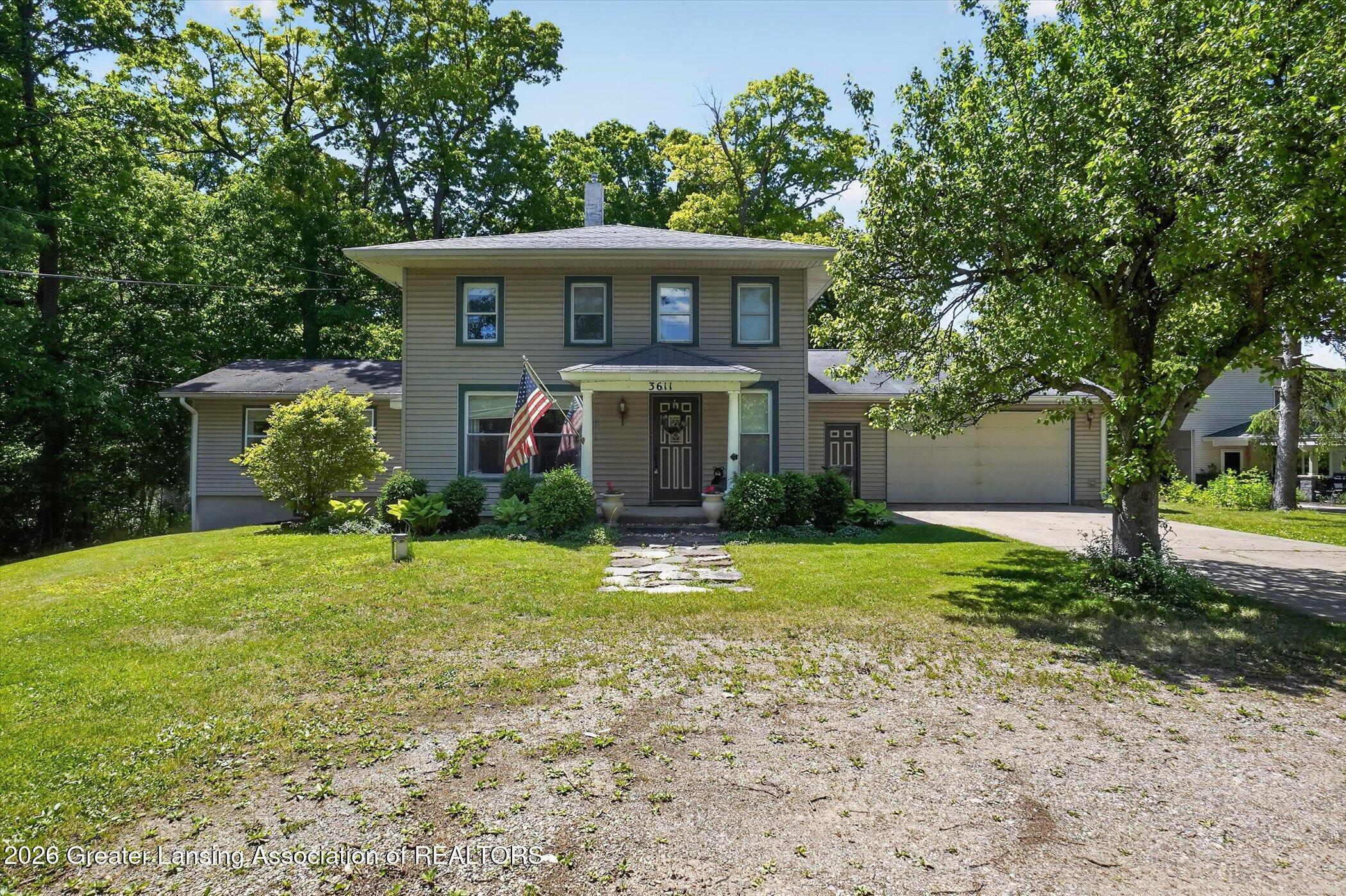3611 N M 52 — photo