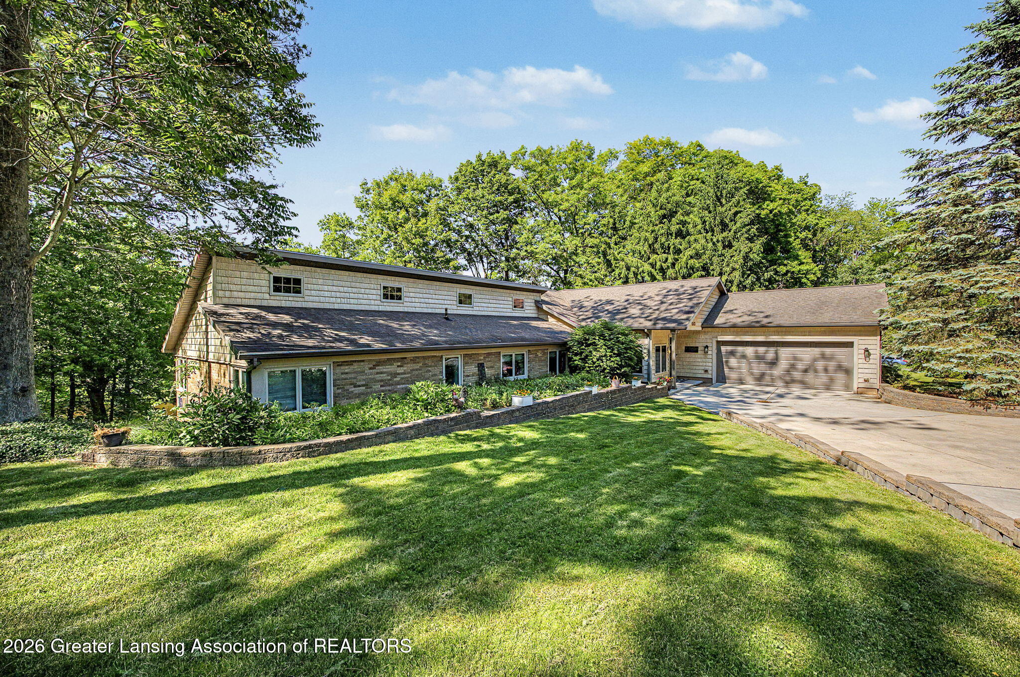 6187 Willow Highway — photo