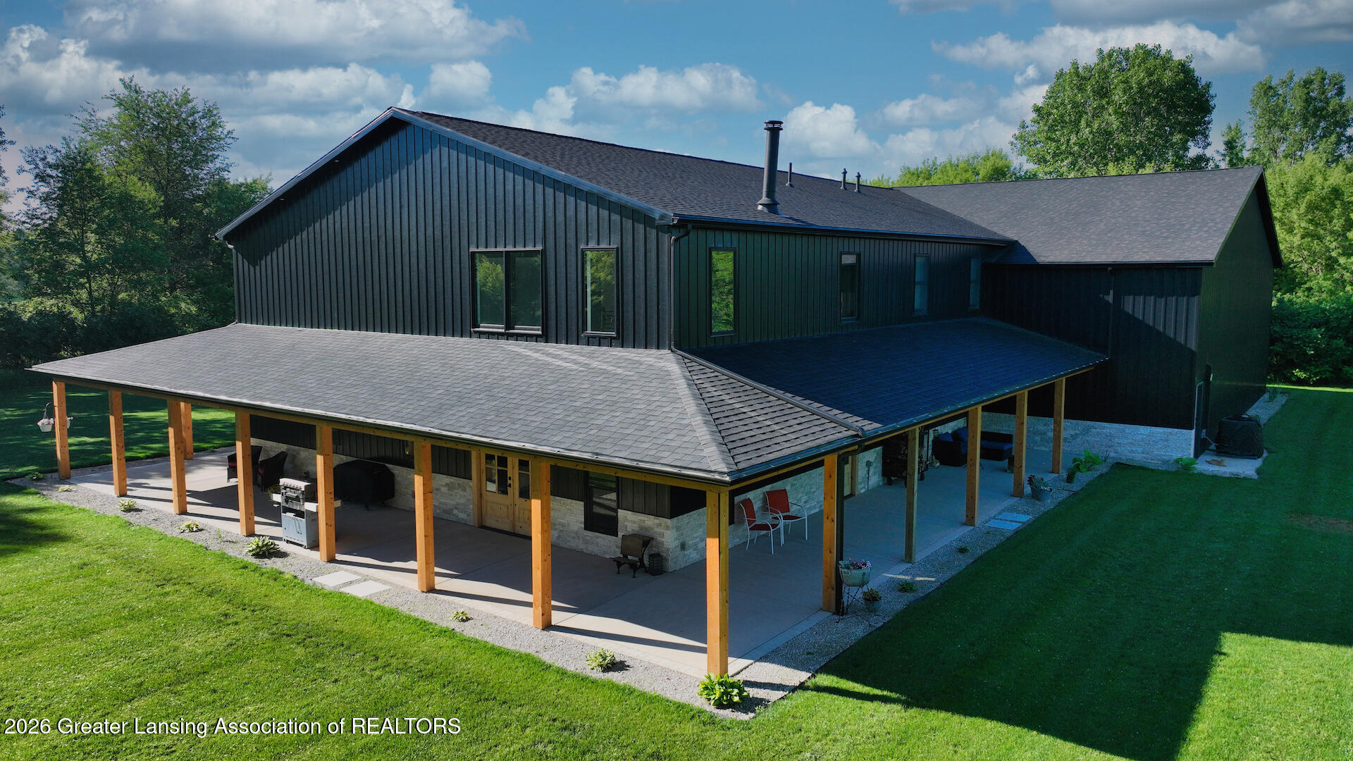 Home in Eaton Rapids, MI 48827 — photo 3