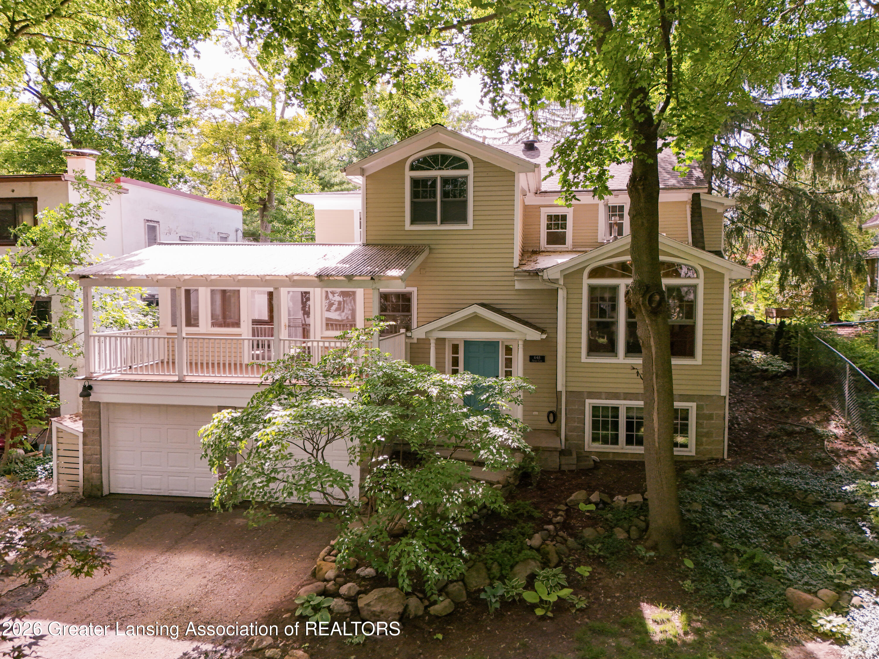 648 Sunset Lane — photo