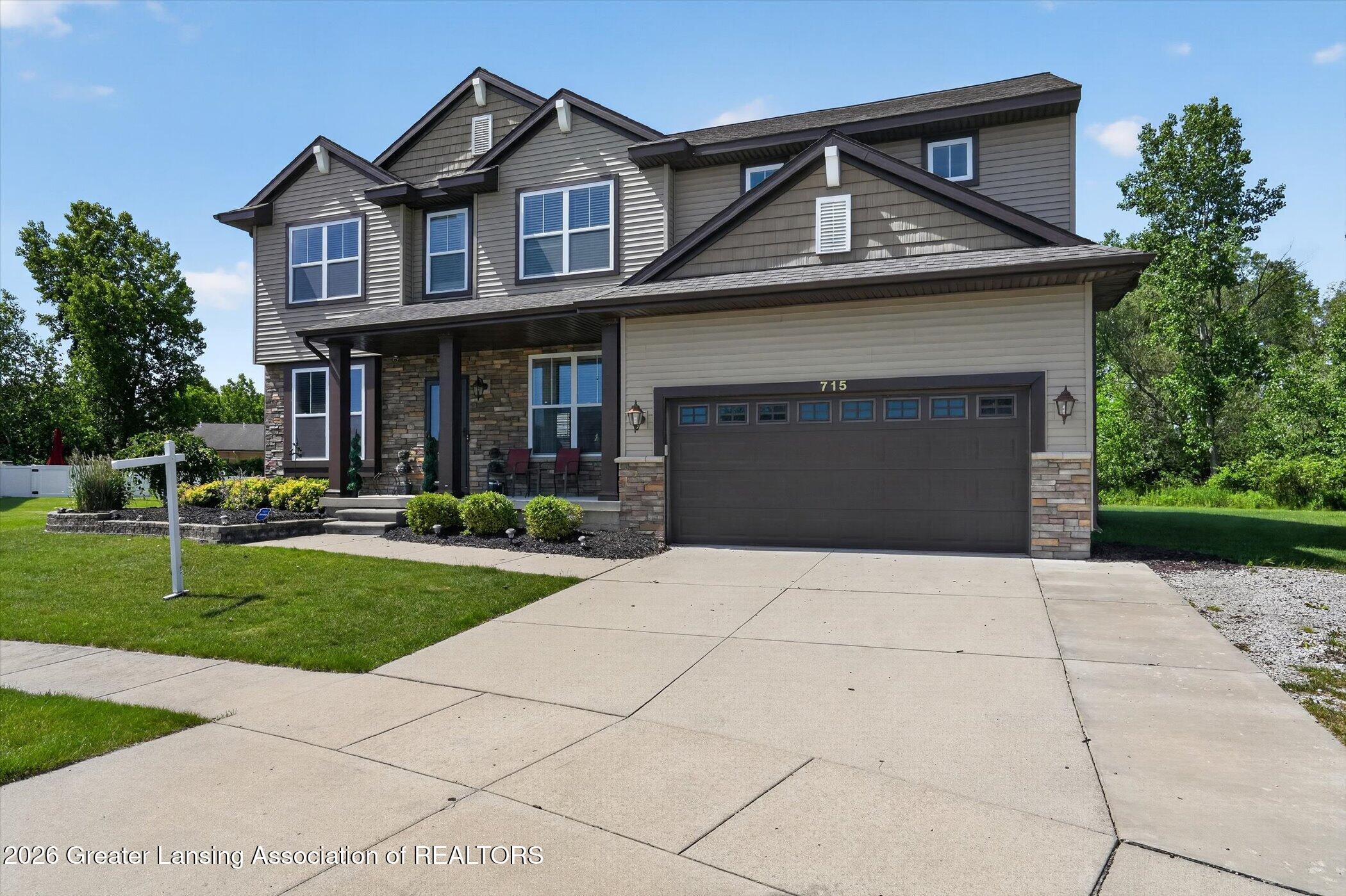 715 Buteo Drive — photo