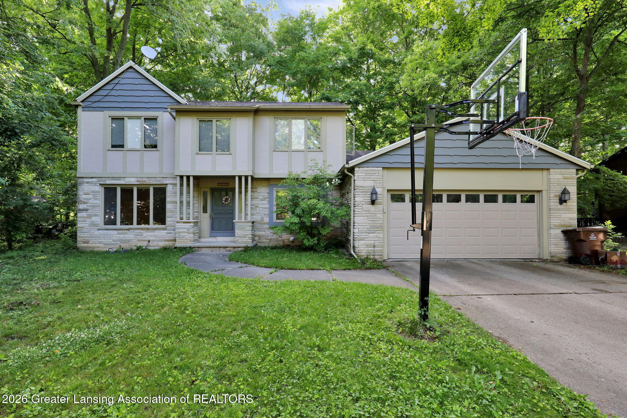 3890 Sheldrake Avenue — photo